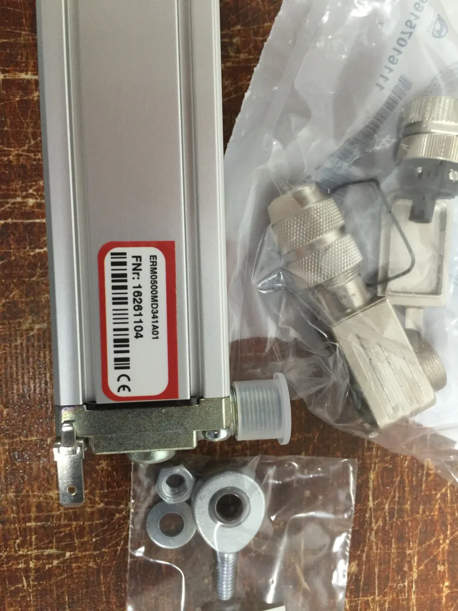 MTS Temposonics E-Series ERM0500MD341A01 sensor with connector kit and mounting hardware