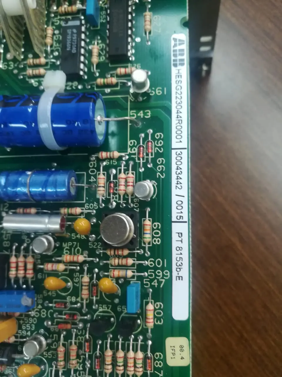 ABB HESG223044R0001 article number label on controller board